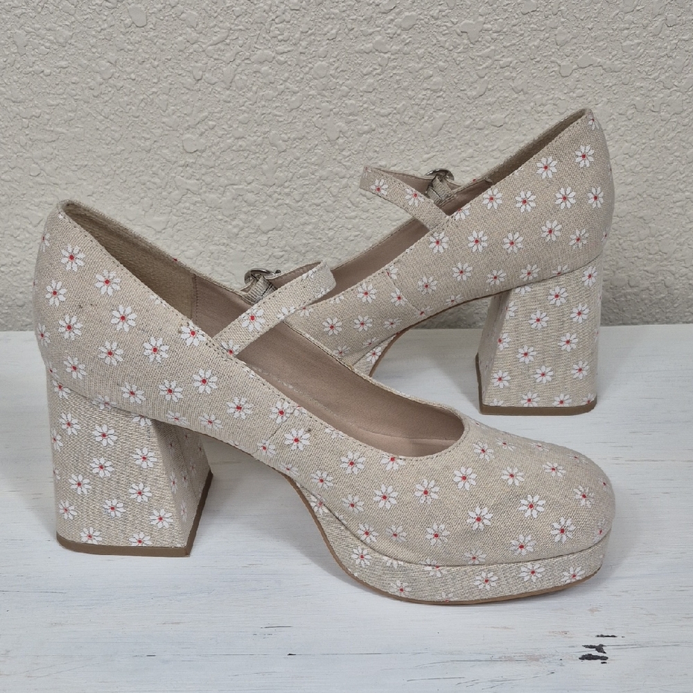Madden Girl Mantel Beige Floral Maryjanes Platform Chunky Heel Shoes 10M